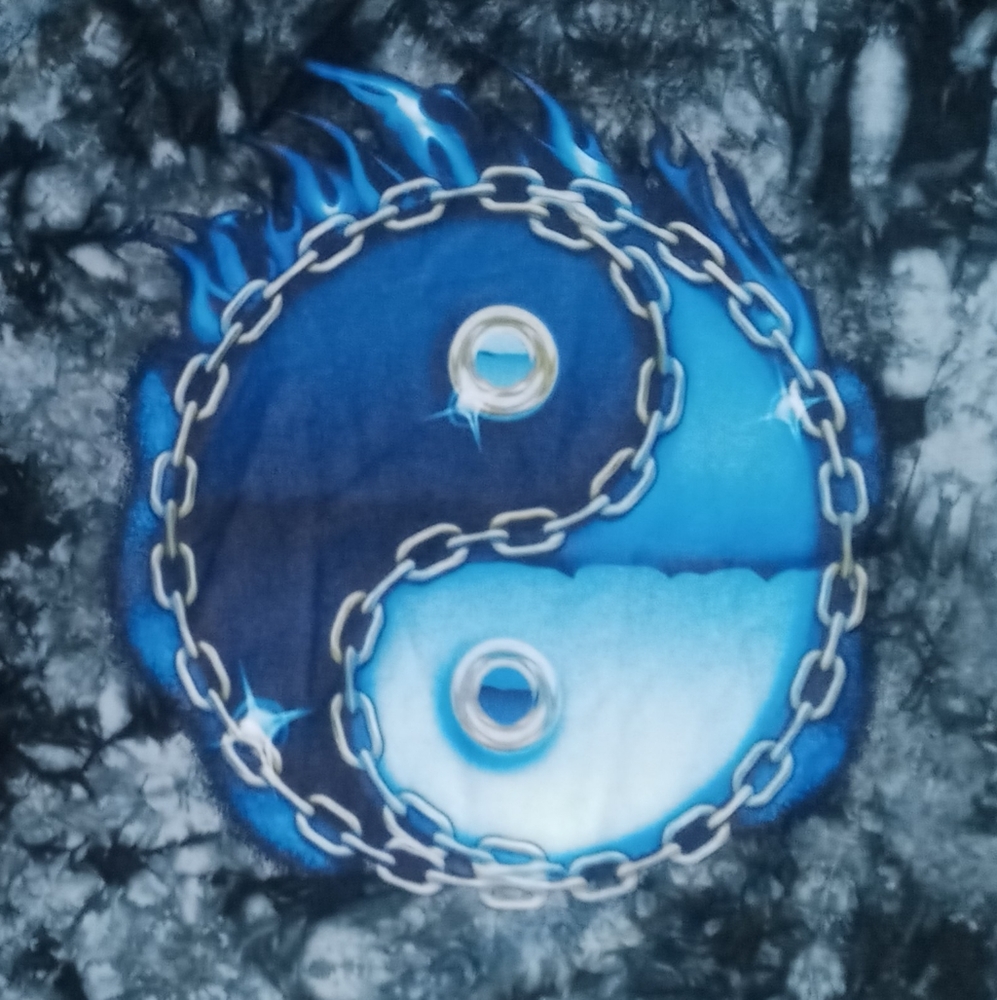 Ying Yang Flaming Blue Chain tie dye t-shirt NEW nwot